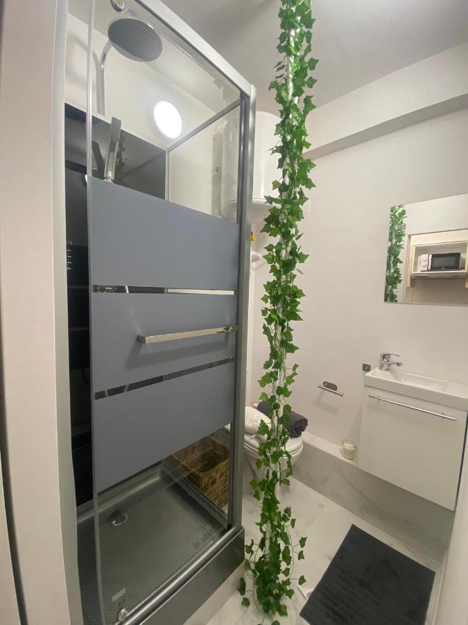 Studio Moderne & Fonctionnel Marseille Bagian luar foto